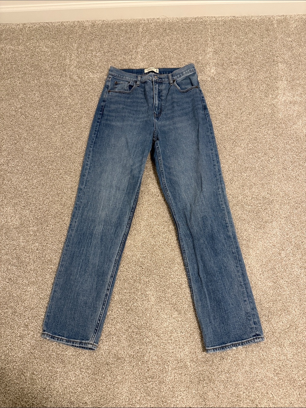 Abercrombie Ankle Straight Ultra High Rise - Size 8XL